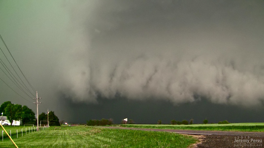 Oxford, Kansas Supercell - May 19, 2013